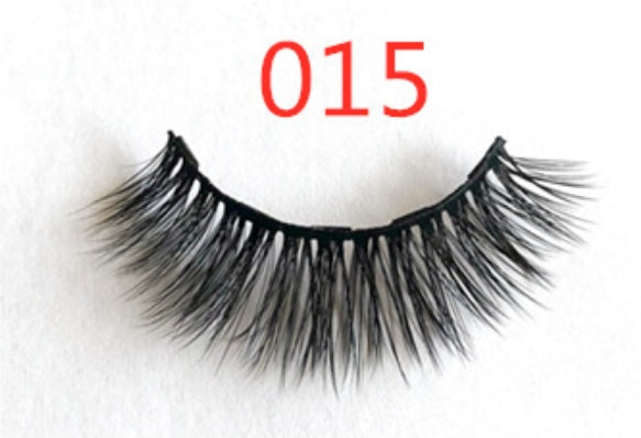 Reusable Magnetic Eyelashes – Lightweight, Long-Lasting Hold