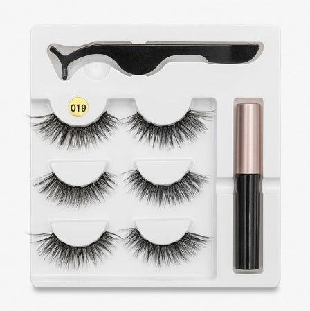Reusable Magnetic Eyelashes – Lightweight, Long-Lasting Hold