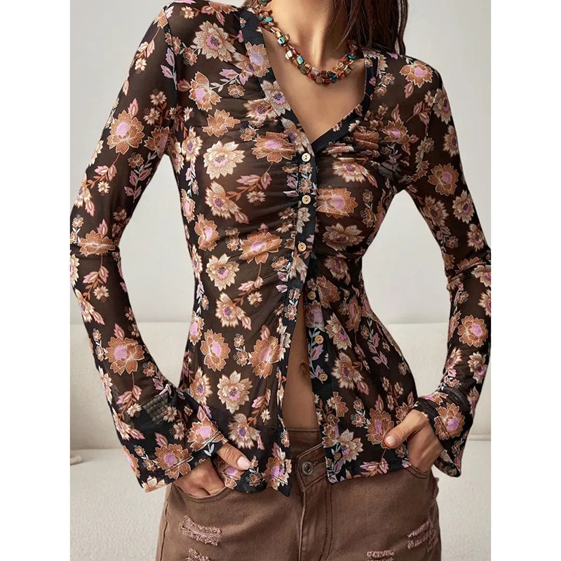 🌸 Women’s Floral Ruched Button-Down Blouse